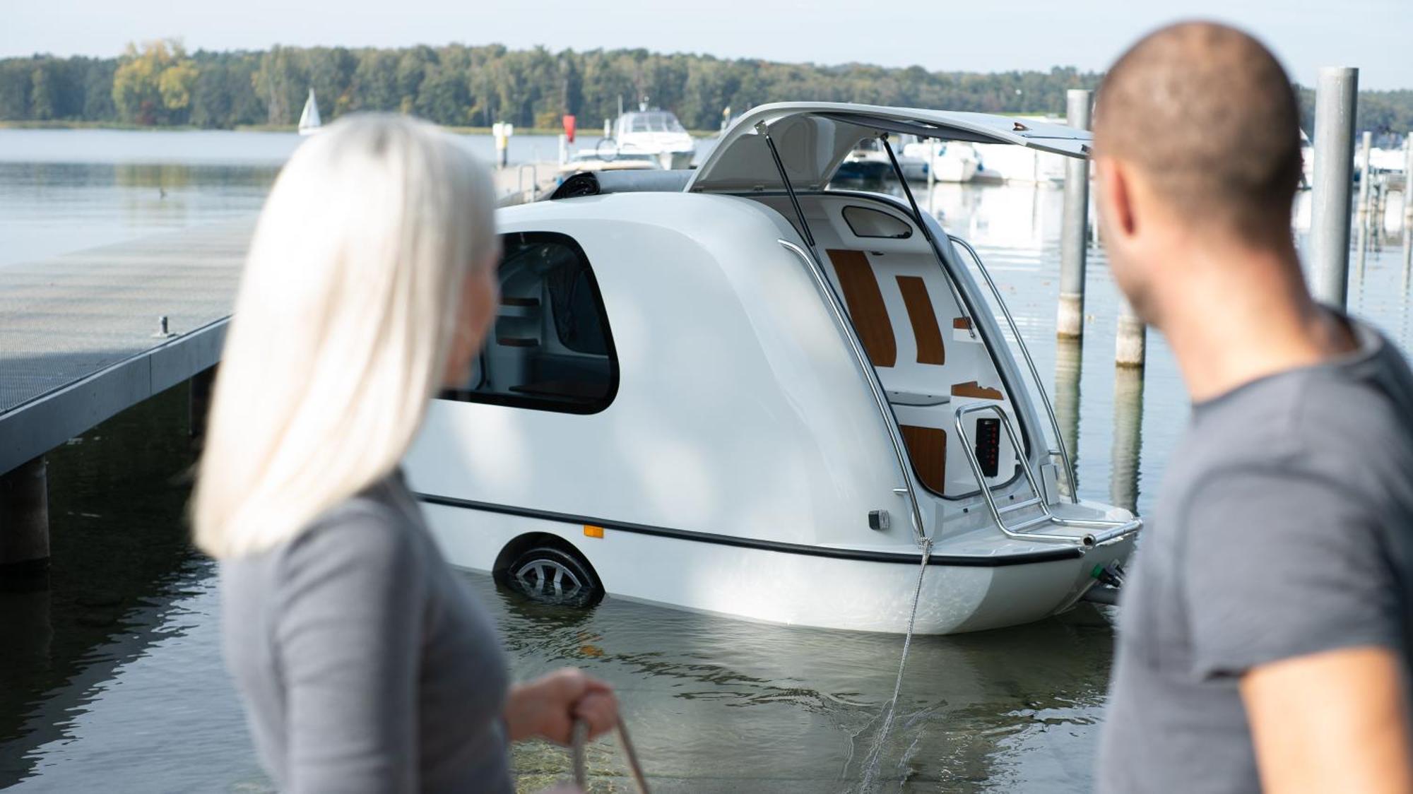 Wohlfuehlboot Hausboot - Festlieger Im Hafen Bad Saarow - Wc An Bord, Dusche An Land Hotel Ngoại thất bức ảnh